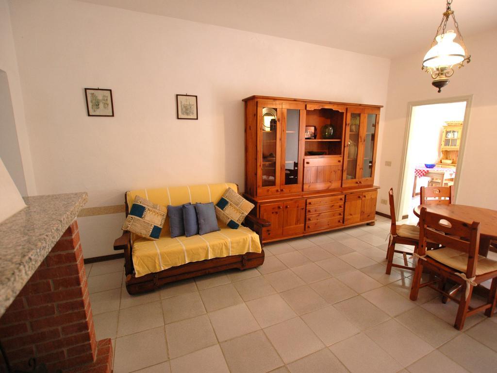 Apartamento Casa Del Mandorlo Marina di Campo Habitación foto
