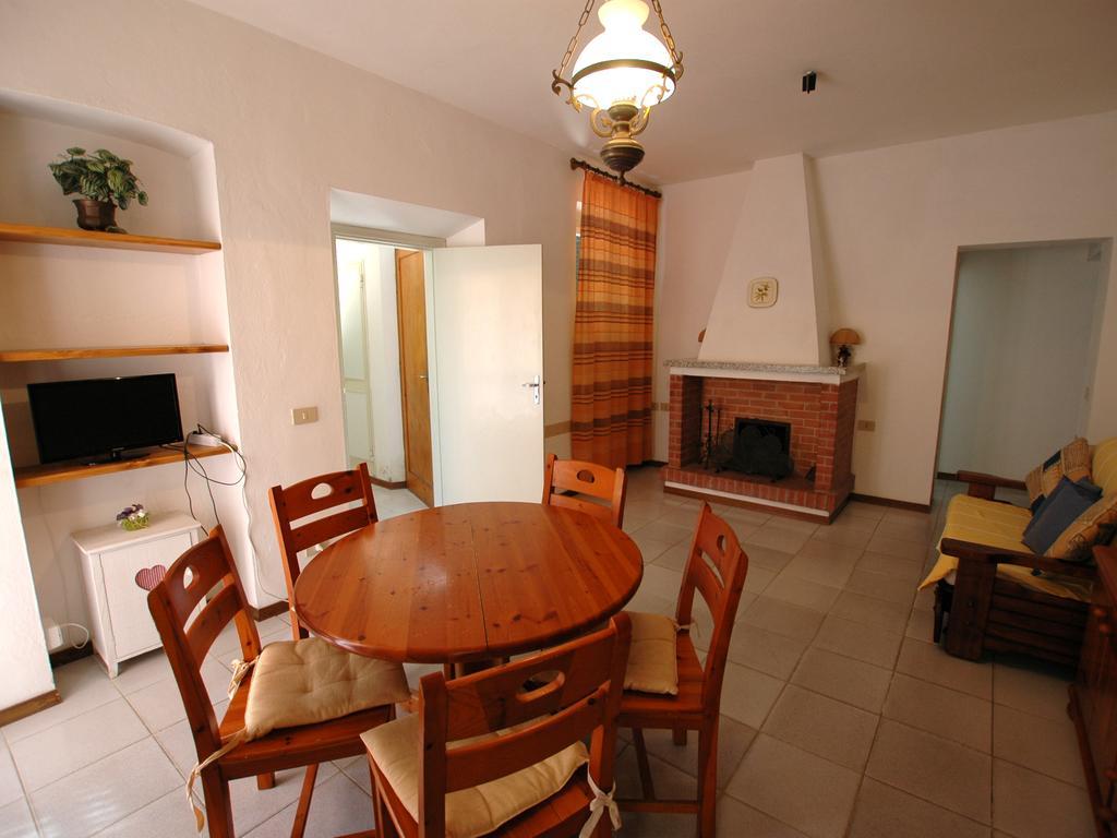 Apartamento Casa Del Mandorlo Marina di Campo Habitación foto
