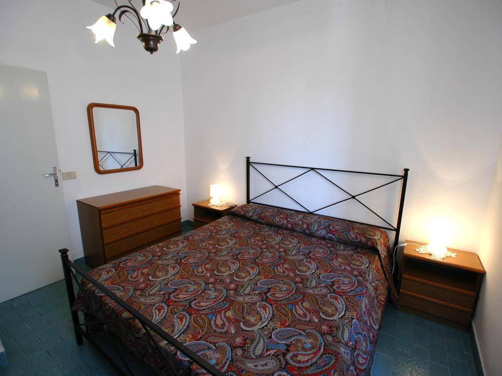 Apartamento Casa Del Mandorlo Marina di Campo Habitación foto