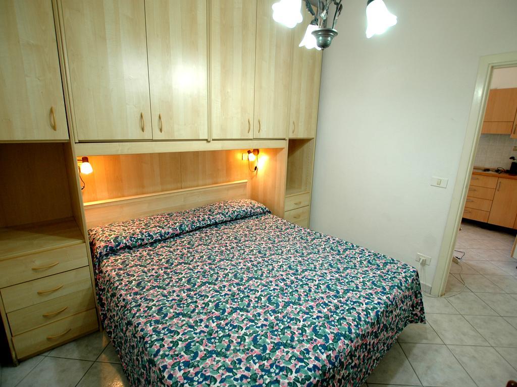 Apartamento Casa Del Mandorlo Marina di Campo Habitación foto