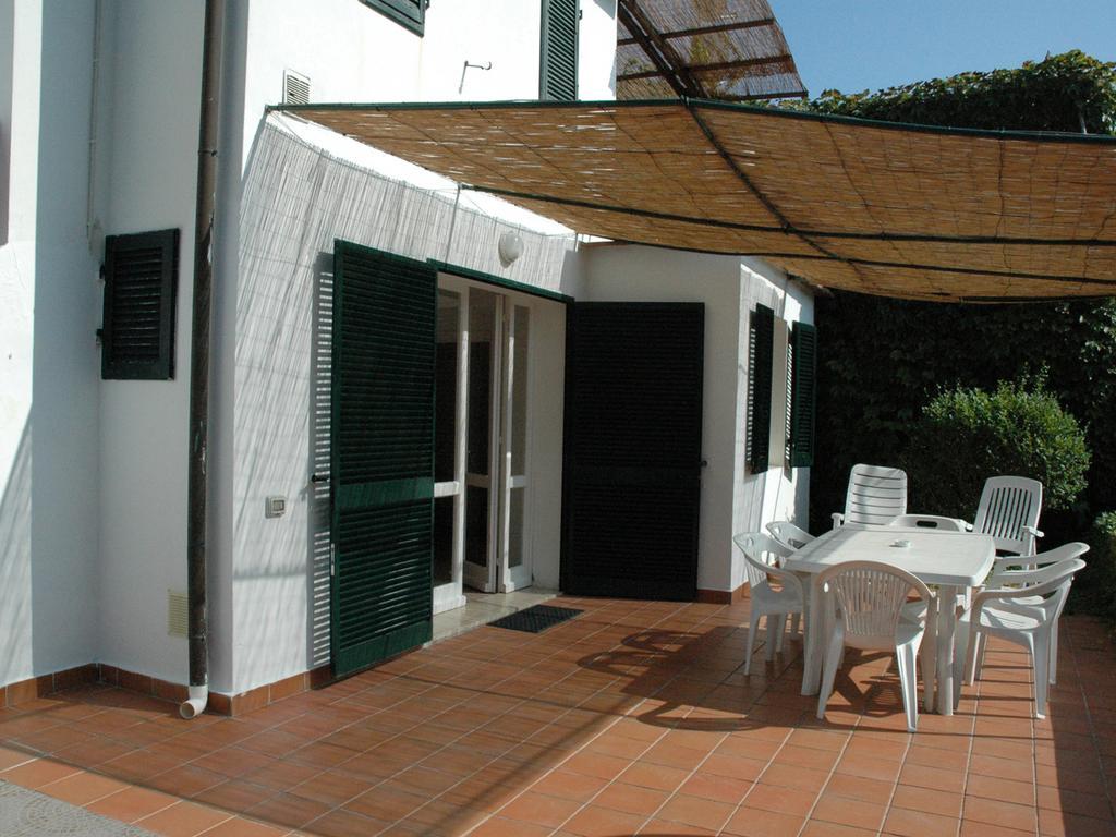 Apartamento Casa Del Mandorlo Marina di Campo Exterior foto